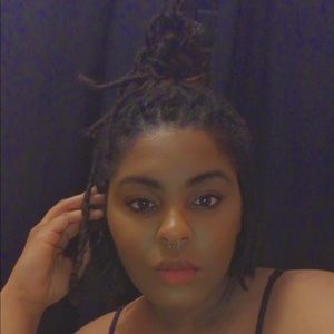 Meet your Posher, Kyla